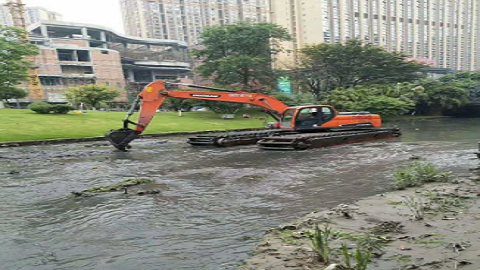 水陸挖掘機(jī)出租