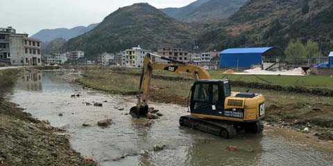 水陸挖掘機(jī)